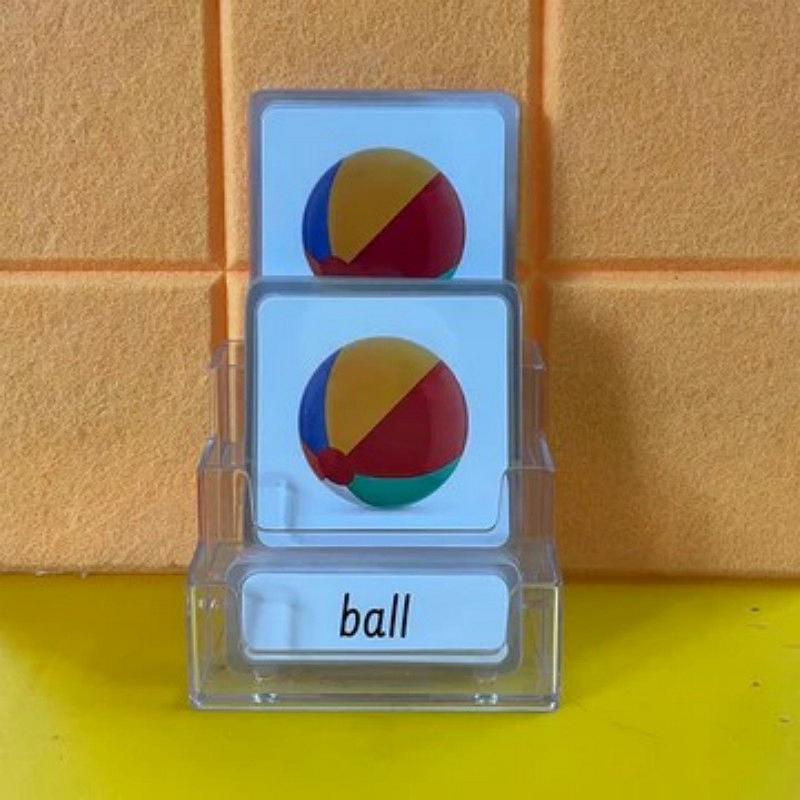 Three-Parts Cards w/ Stand
-Sporting Equipment（12 sets）